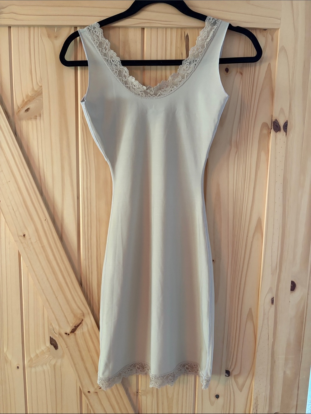 SPANX Women's shape-wear Lace Trim Dress in Cream ✨ - Picture 2 of 3